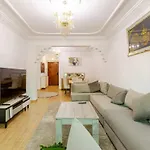 Charming Two-Bedroom Apartment In Marrakesh Gueliz