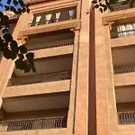 Appartement Centre Gueliz Avec Terrasse Spacieuse
