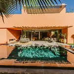 Villa - Piscine Chauffee Sur Demande Et Gouvernante