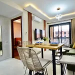 Serenity City Center Apt