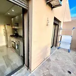 Appartement In Residence Opera For Rent Avec Piscine