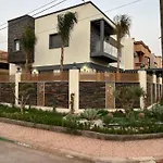 Villa French Immo