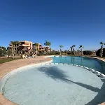 Cosy Appartement Avec Piscine, Terrain Tennis Et Loisirs