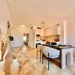 Luxurious Stay In Center Gueliz
