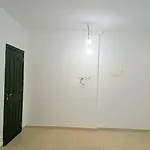 Alhamdulillah Apart Hostel