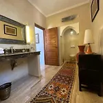 Villa Simari Palmeraie Marrakech Nouveau! Petit Dejeuner Compris-Entierement Renovee-Superbe Piscine Privee Chauffee-Personnel De Maison Inclus-Grand Jardin De 2000M2-Terrain De Petanque-Ambiance Typique Berbere-Havre De Paix