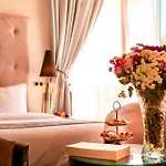 Villa Tal Marrakech Sejour Vip Avec Piscine, Restaurant Et Services Premium
