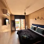 Central Gueliz Apartment Bright & Peaceful