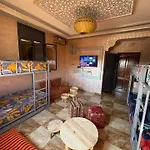 Chic Hostel Vibe - 6 Pax Max