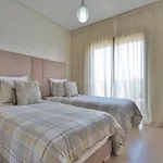 Jade Haven 2 Bed Apt Golf View