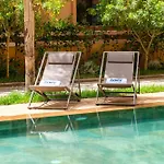 Confortable & Tres Bien Note - Vue Piscine, Proche M Avenue, Piscine, Fibre Optique, Parking