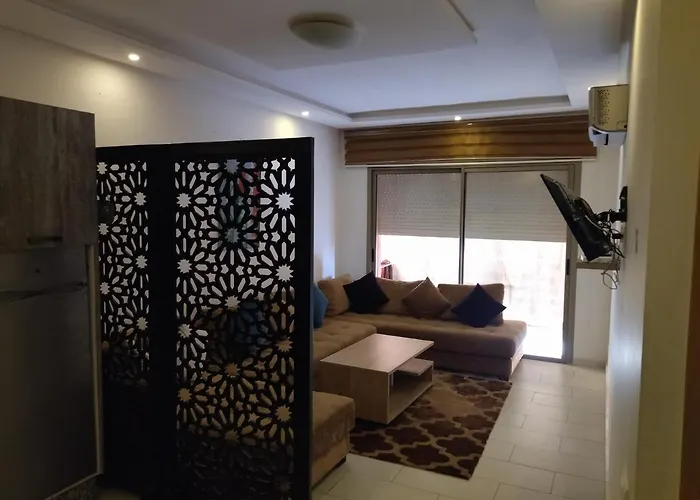 اقامة رياض نوال السملالية