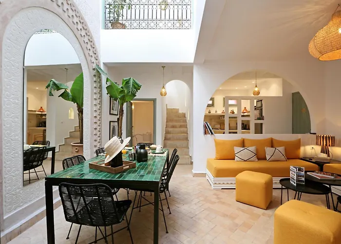 Riad Amal, Exclusif Et Elegant A 6 Min De Jemaa El Fna