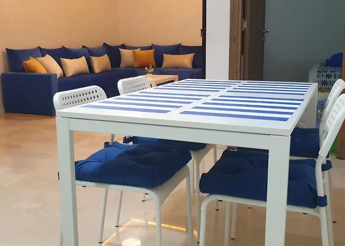 Appartement Avec Piscine En Face A La Gare Gueliz