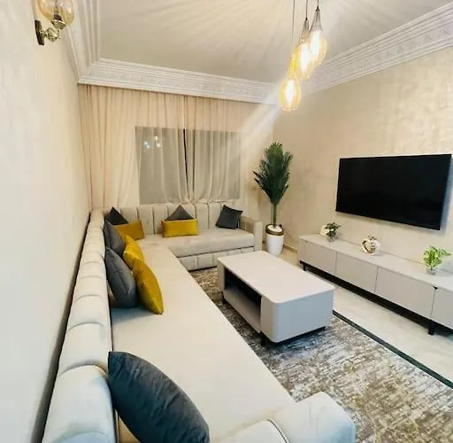 Appartement De Luxe Avec Piscine Hivernage