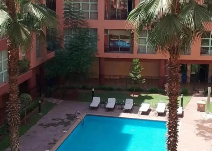 Majorelle Garden Family Apartment With Swimming Pool And Cozy Terrace