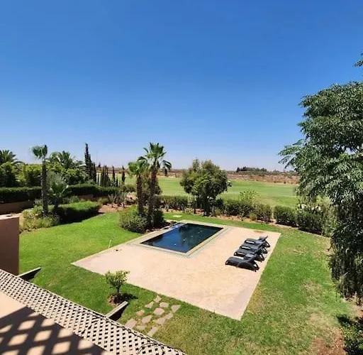 Luxury Villa With Private Pool At Samanah Golf