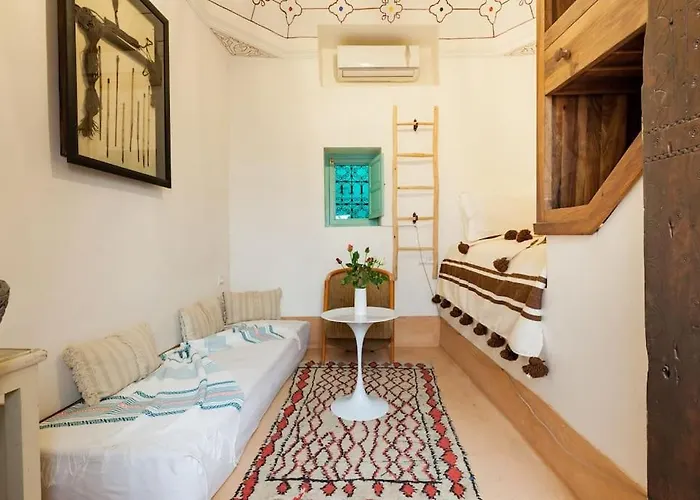 Riad Petit Pouce 40M2 In Der Medina Mit Terrasse