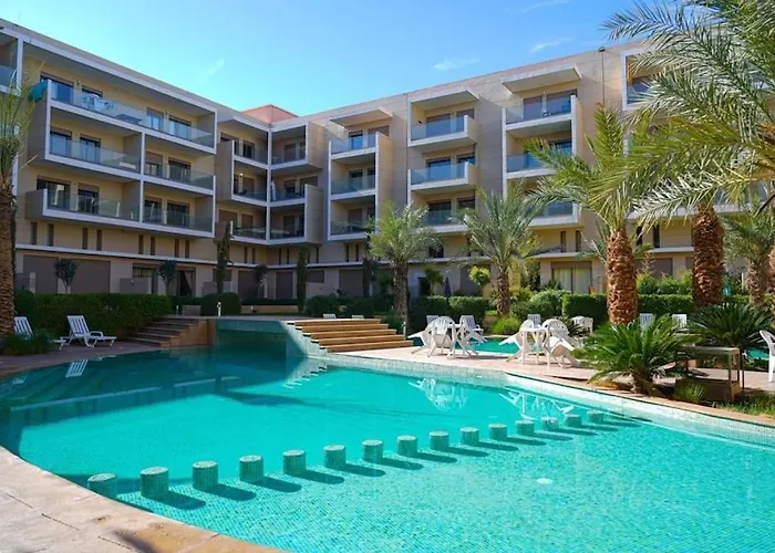 New! Oasis Urbaine Piscine Et Farniente