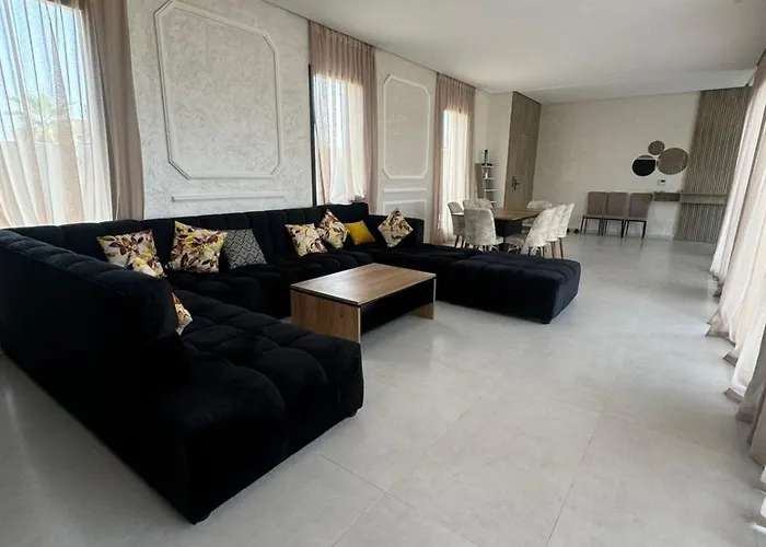 Charmante Villa Aya! Elegante & Calme Avec Piscine