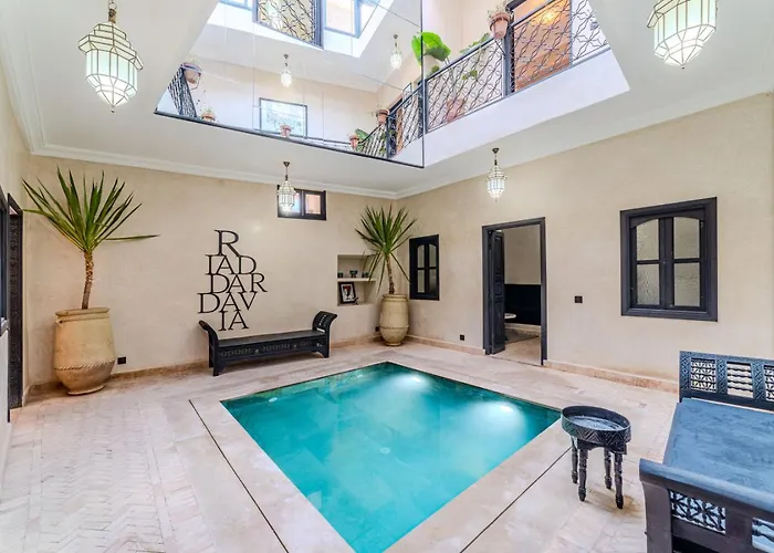 Riad Dar Davia - Jacuzzi Rooftop - Breakfast