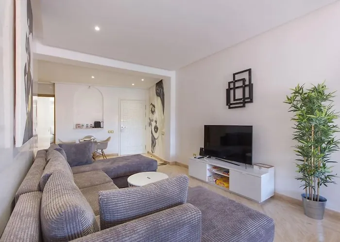Urban Chic 2 Bedrooms In Utimate City Center