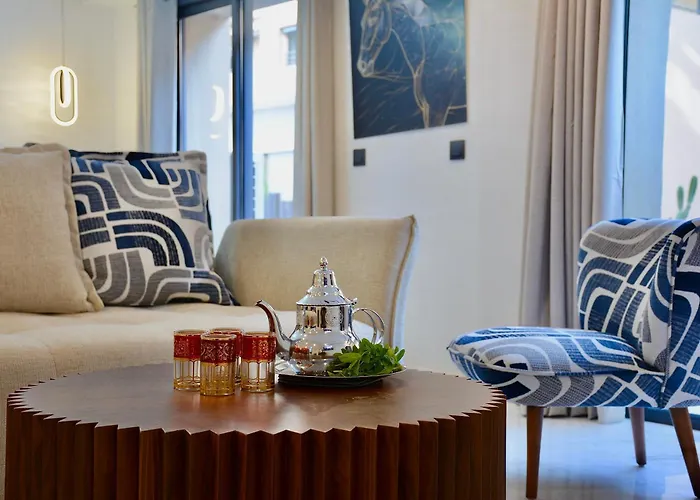 Duplex Safiya Suites And Services