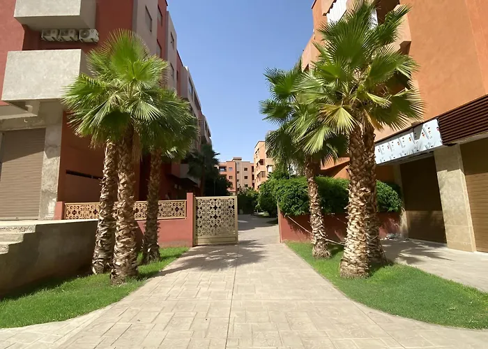 Luxury Apartment In Central Marrakech - Pool & Fast Wi-Fi