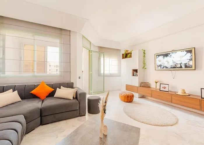 Confort Et Style En Pleins Centre De Hivernage