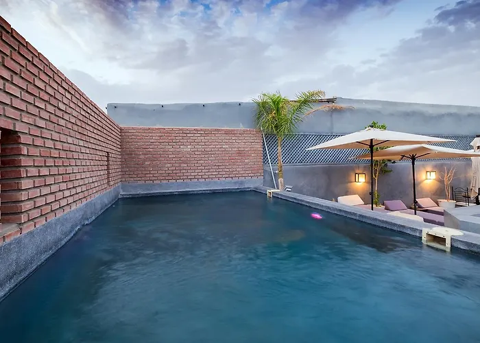 Riad Salam 40