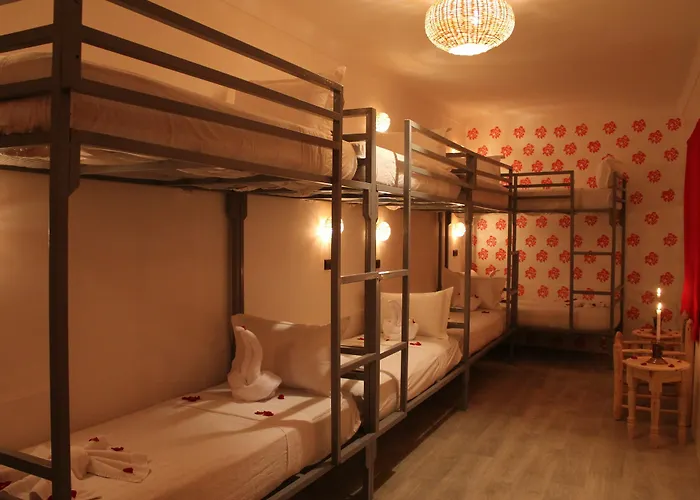 Corner Hostel Marrakech (Adults Only)