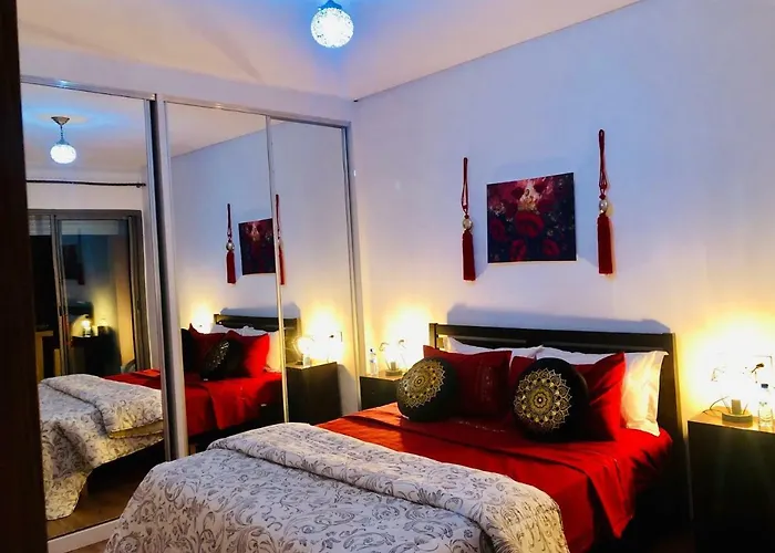 Red City Apartment