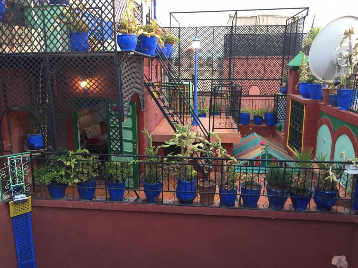 Apartment Almarkab *