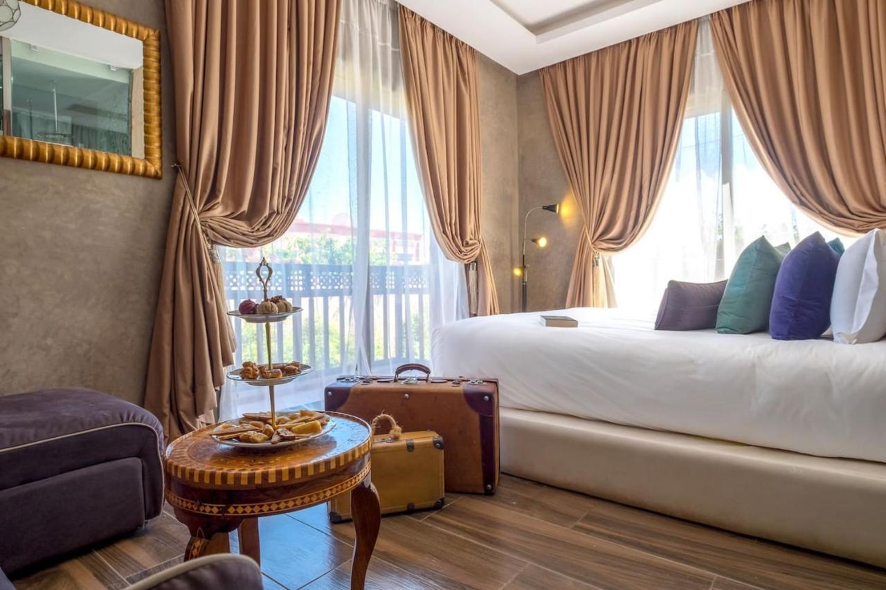 7 Bedrooms With View Private Pool And Enclosed Garden At * Marrakesh