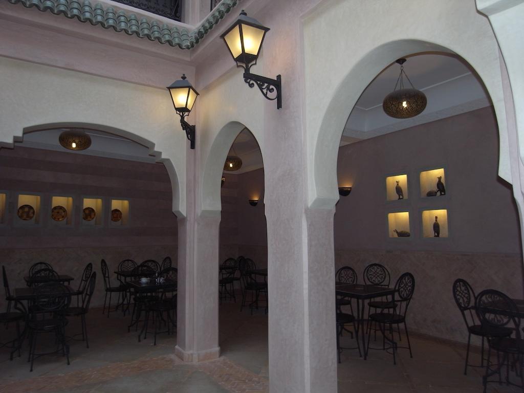 Bed and breakfast Bazaar Cafe 4*