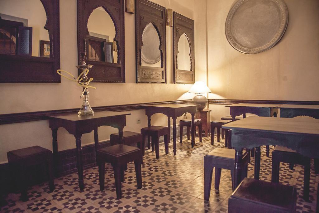 Bazaar Cafe Bed and breakfast