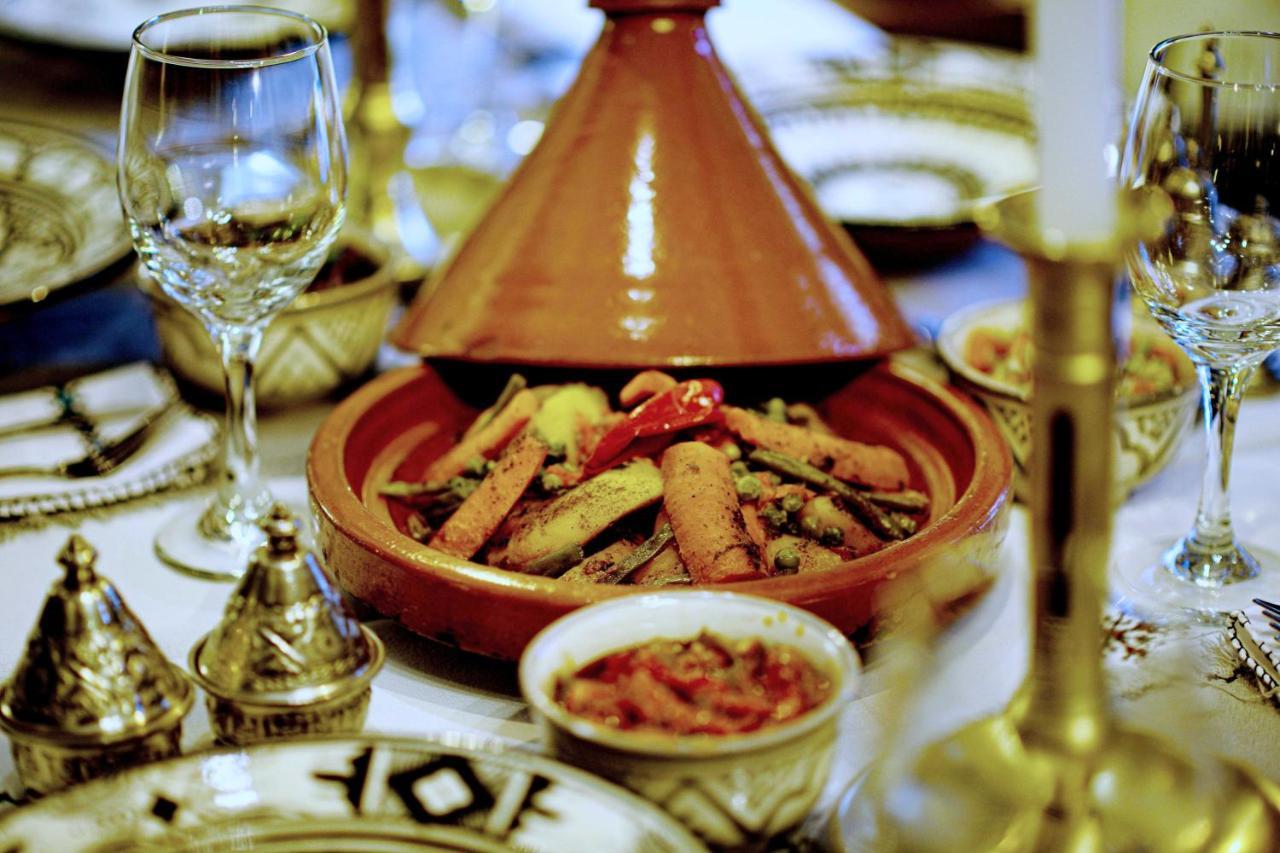 Riad Khol
