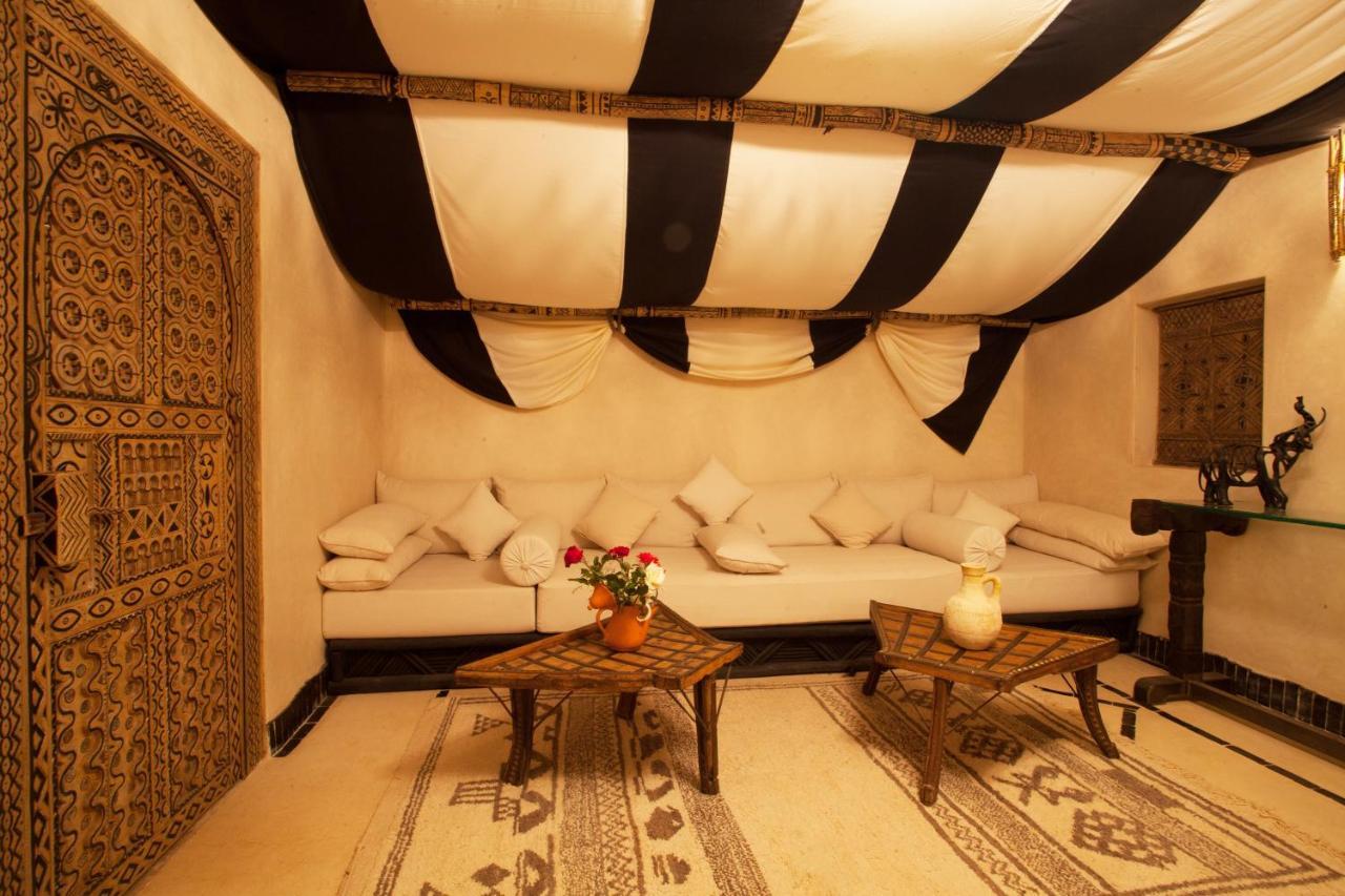Le Perroquet Bleu 3*