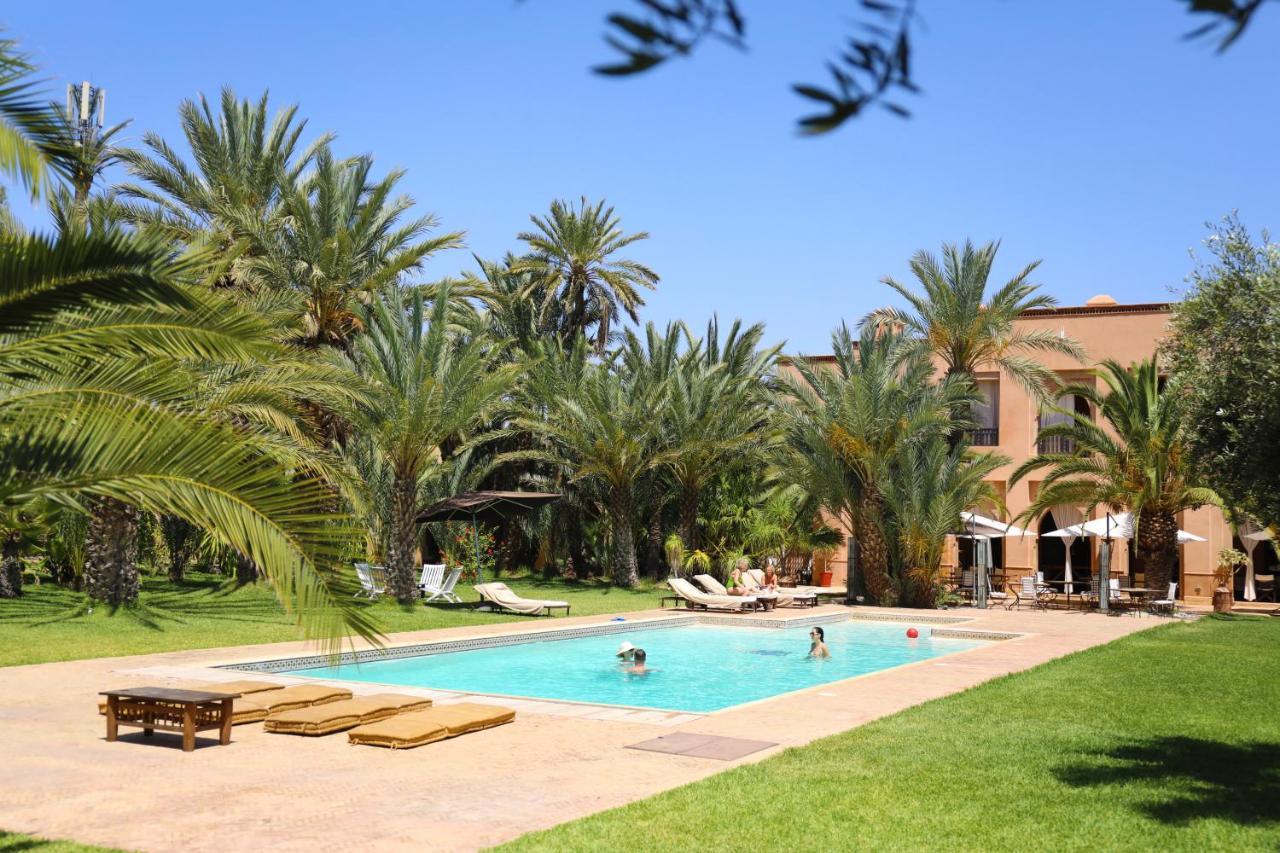 Guest house Le Perroquet Bleu 3*