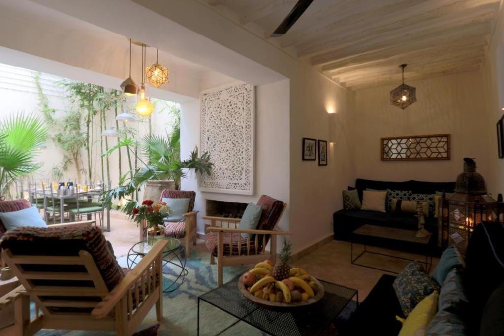 103 Medina Pool And Hammam Riad *