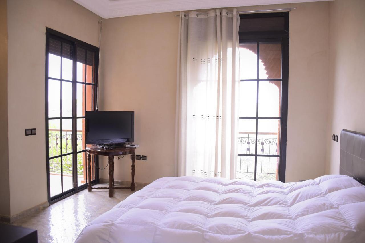 Capstay Riad Villa *