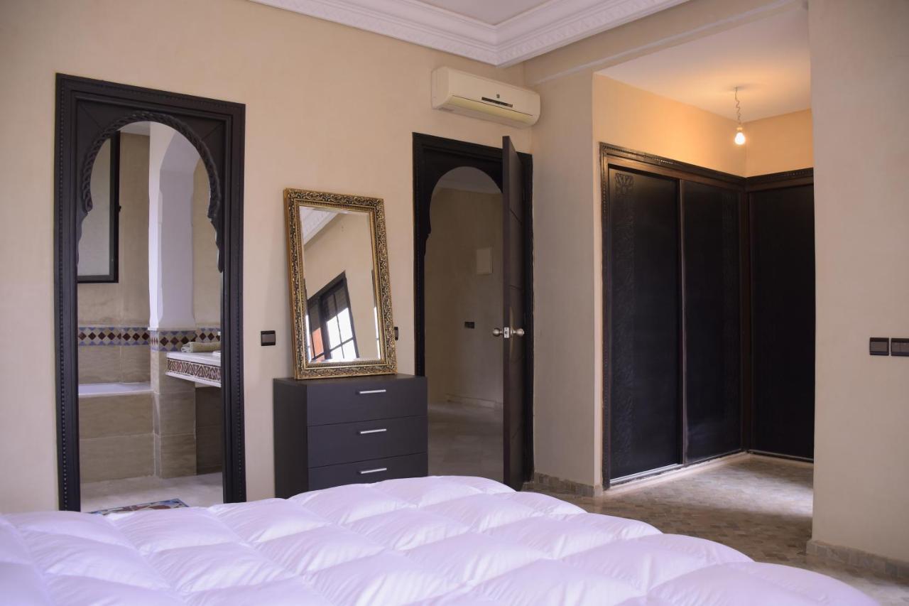 Capstay Riad Villa *