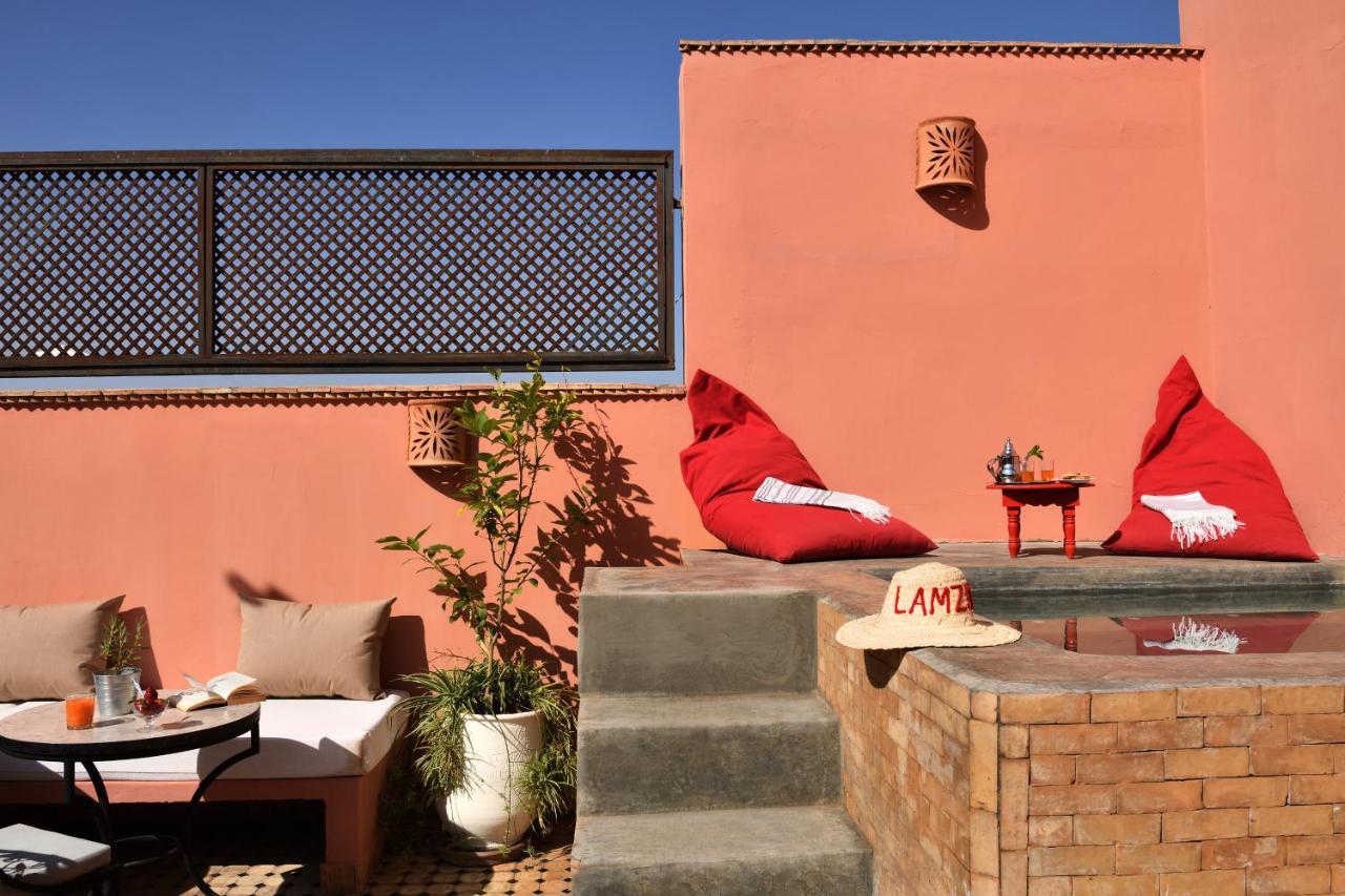 Lamzia 3*