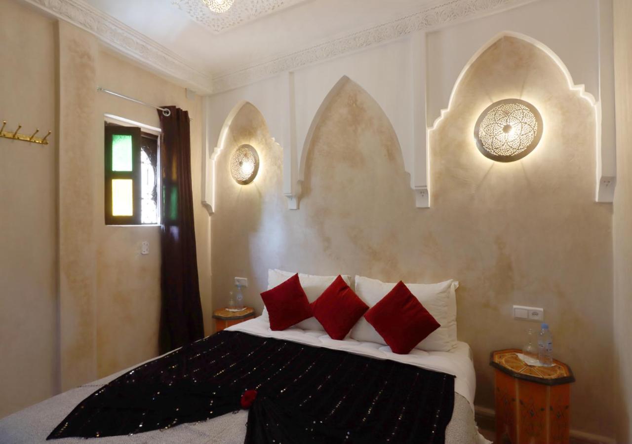 Makech Riad