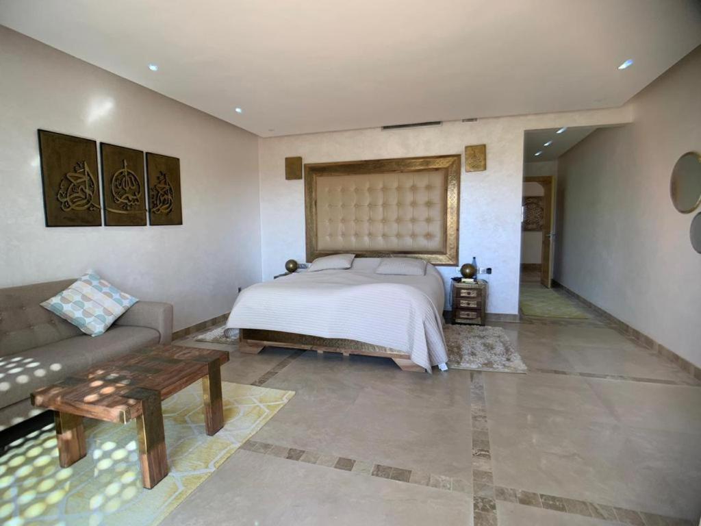 Luxury Waky Beach Golf And Water Ski With Private Pool Villa Marrakesh