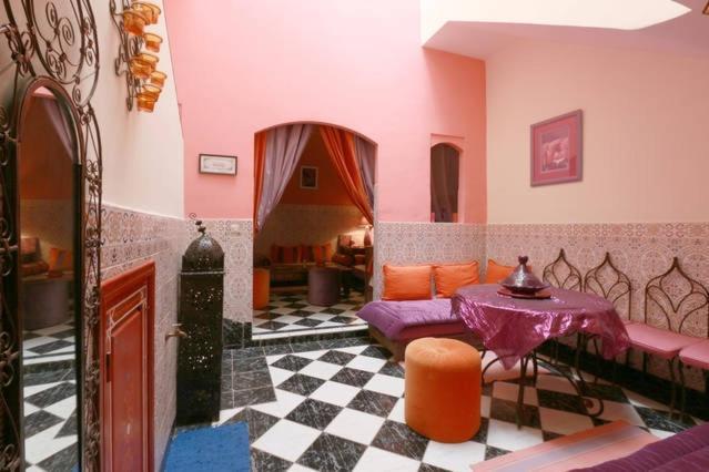 Maison Riad Traditionnel Idealement Situe A Marrakech Ferienhaus