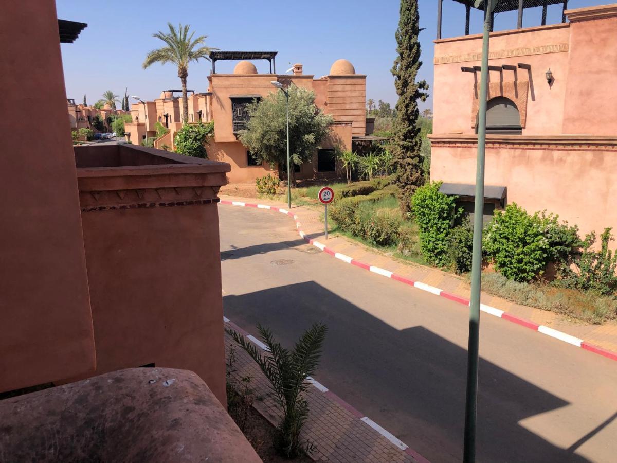 Apartment Dans Avec Golf, Piscine *