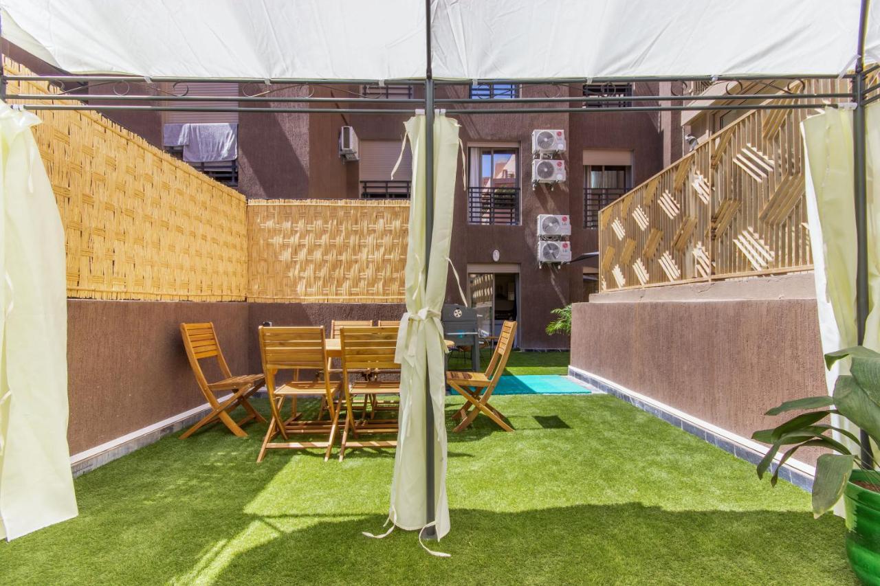 Appartement New!, Jardin Privé , Transats, Barbecue *