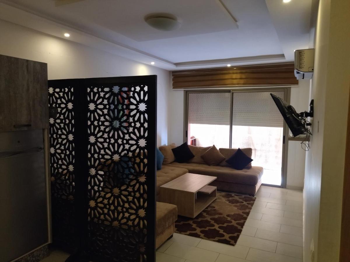 اقامة رياض نوال السملالية