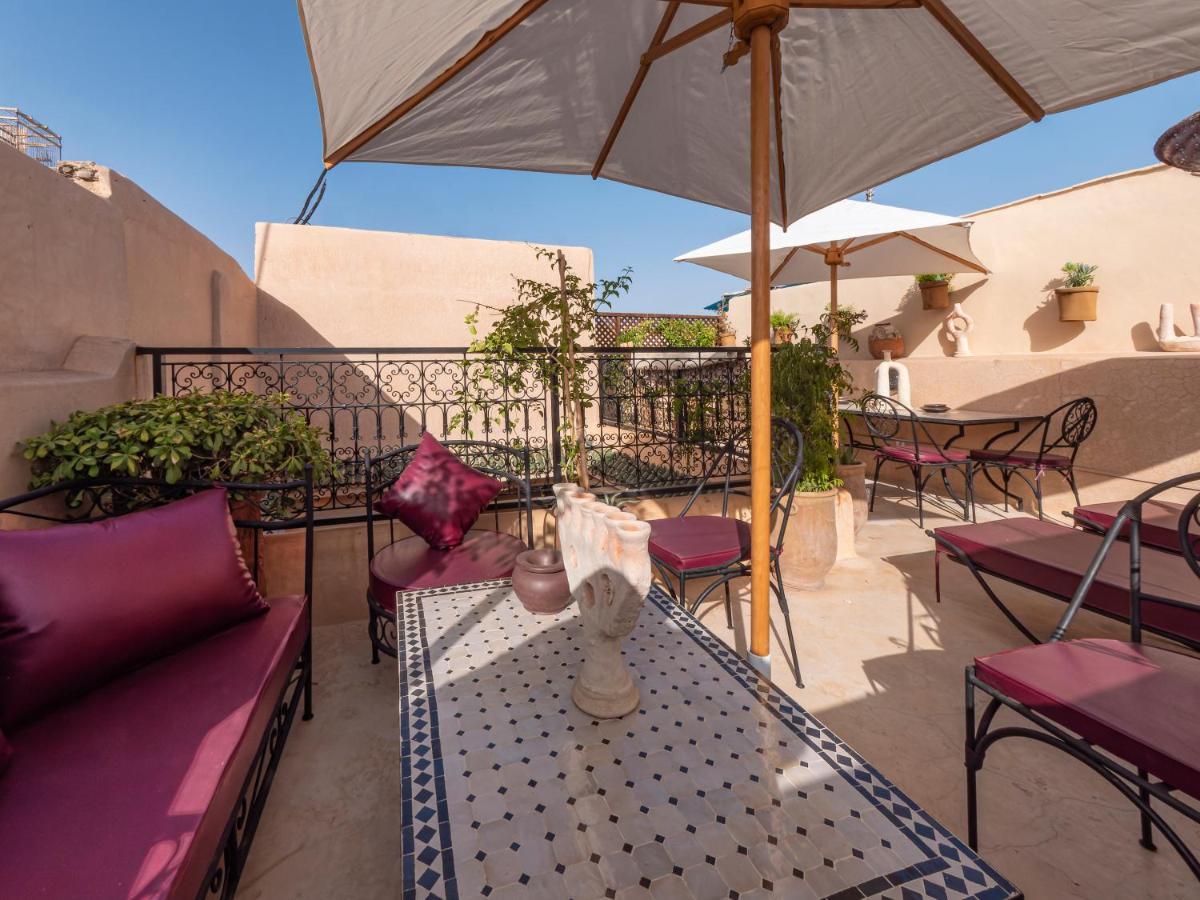 Oumnia - Emplacement - En Entier - Jacuzzi Marrakesh